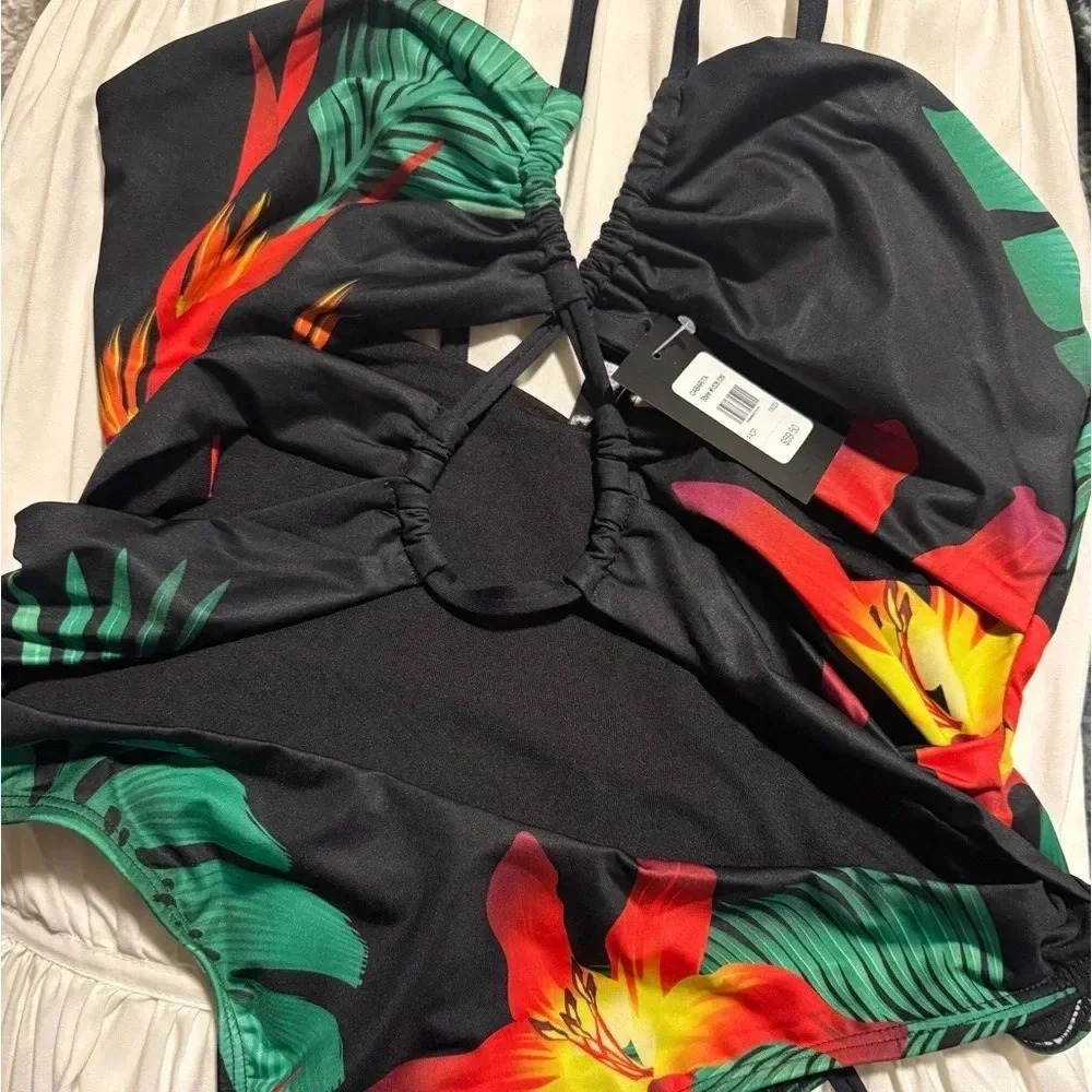 NWT Brand New Fredericks of Hollywood Women’s Cabarita Jungle Print One Piece - Picture 3 of 6